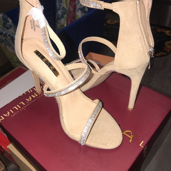 Nude Crystal Heels size 7 women - Picture 2 of 4
